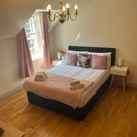 Clover Cottage-2